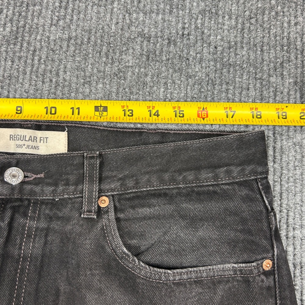 Vintage Levi's 505 Men's 38x34 Regular Fit Black Casual Faded Grunge Distressed - Picture 6 of 9